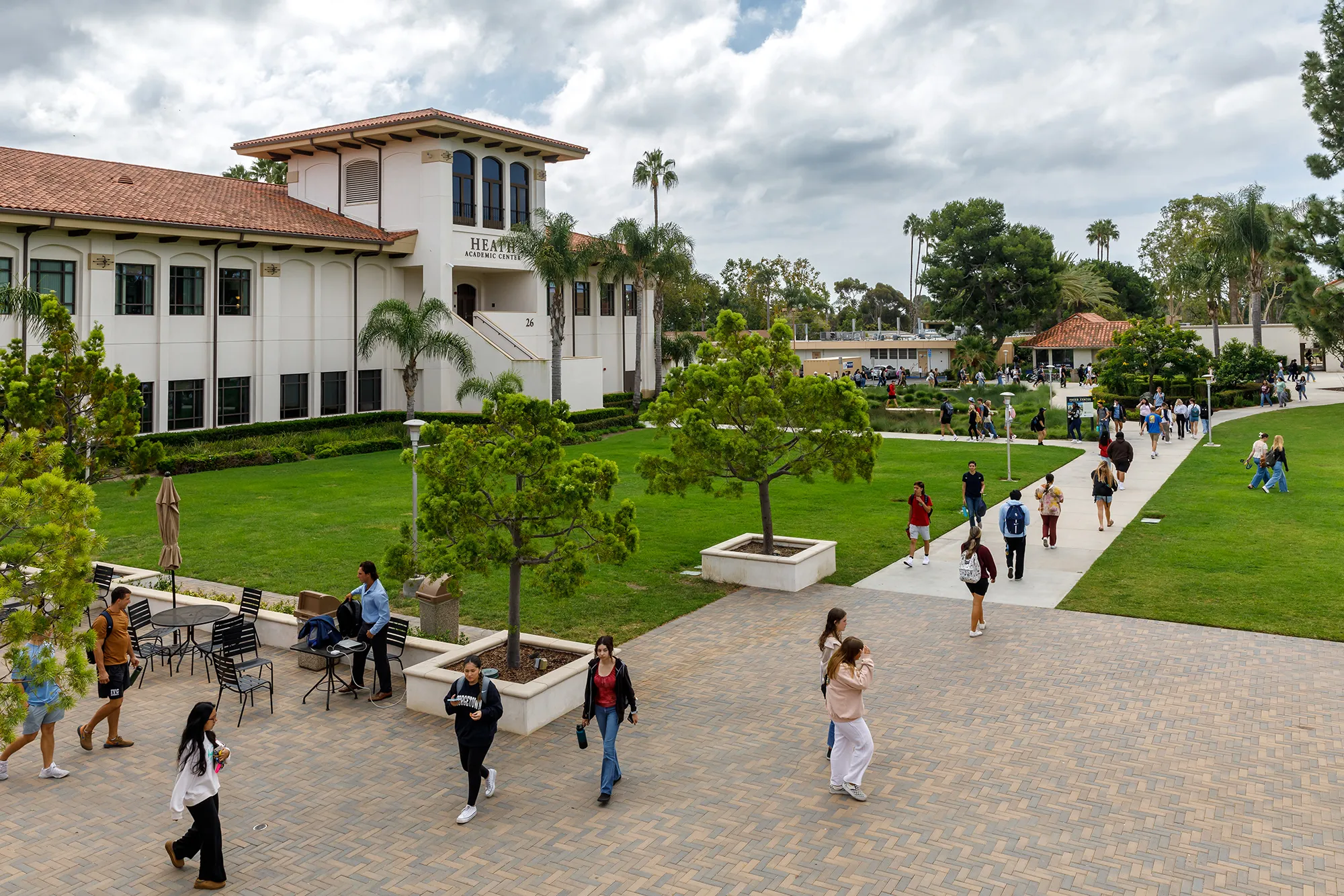 vanguard-university